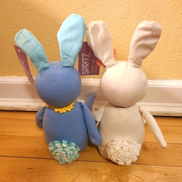 Target Spritz Easter Bunnies 2018 NWT - Picture 6 of 6